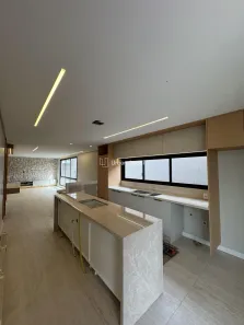 Casa com 3 Quartos à venda, 280m² no Jardim Amália, Volta Redonda