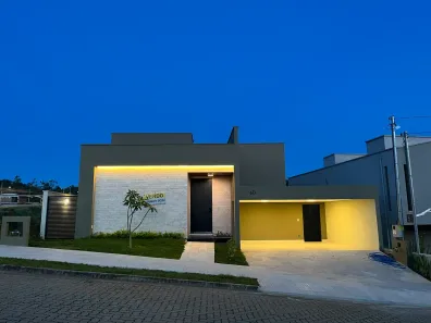 Casa com 4 Quartos à venda, 201m² no Colônia do Marçal, São João Del Rei