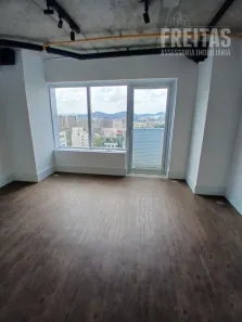 Sala Comercial para alugar, 40m² no Alphaville Empresarial, Barueri