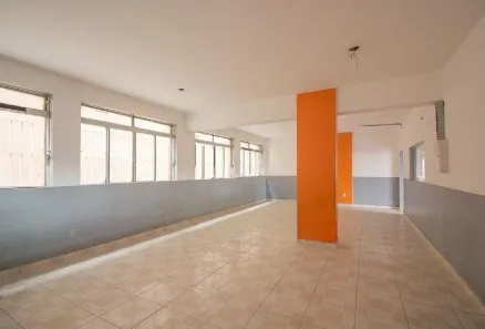 Sala Comercial para alugar, 1000m² no Centro Histórico, Porto Alegre