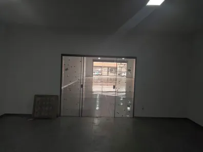 Ponto Comercial para alugar, 500m² no Vila Falcão, Bauru