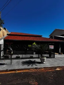 Fazenda/Sítio com 3 Quartos à venda, 250m² no , Fronteira