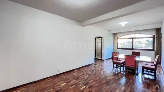 Apartamento com 2 Quartos para alugar, 120m² no Centro, Passo Fundo