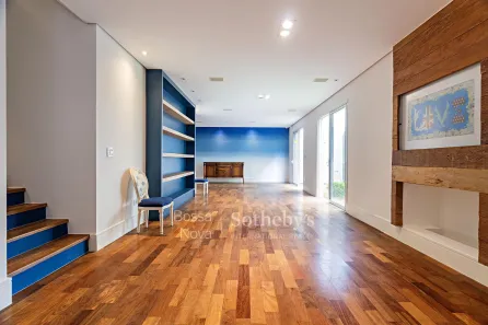 Casa de Condomínio com 3 Quartos à venda, 342m² no Indianópolis, São Paulo