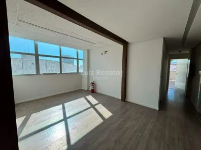 Sala Comercial para alugar, 200m² no Santa Efigênia, Belo Horizonte