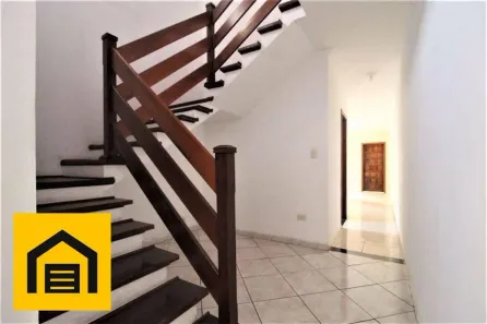 Sobrado com 3 Quartos à venda, 182m² no Parque São Vicente, Mauá
