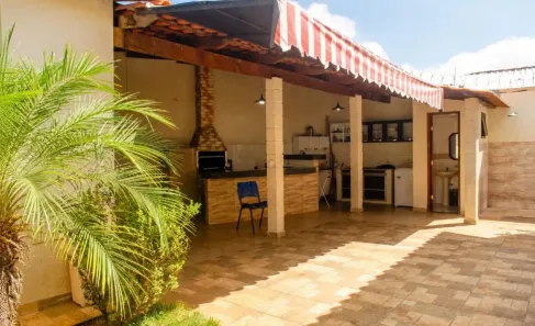 Casa com 4 Quartos à venda, 189m² no Setor Norte Ferroviário, Goiânia