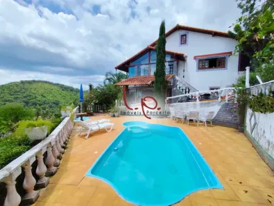 Casa de Condomínio com 6 Quartos à venda, 350m² no Itaipava, Petrópolis