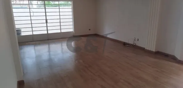 Casa com 3 Quartos para alugar, 230m² no Granja Julieta, São Paulo