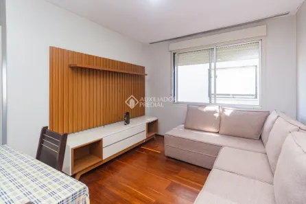 Apartamento com 2 Quartos para alugar, 58m² no Vila Jardim, Porto Alegre