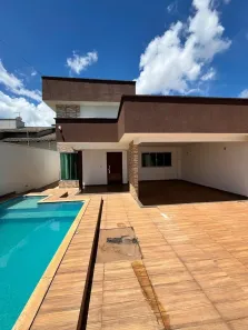 Casa com 3 Quartos à venda, 153m² no Plano Diretor Sul, Palmas