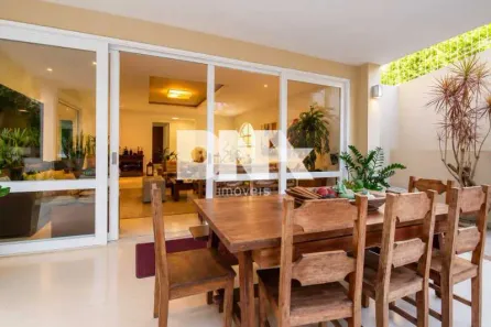 Casa com 4 Quartos à venda, 400m² no Cosme Velho, Rio de Janeiro