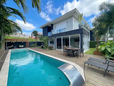 Casa de Condomínio com 5 Quartos para alugar, 550m² no Paisagem Renoir, Cotia