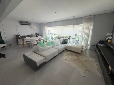 Apartamento com 3 Quartos para alugar, 161m² no Vila Uberabinha, São Paulo