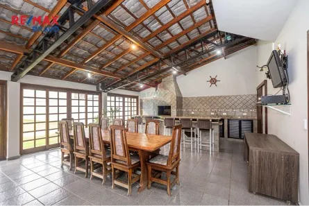 Sobrado com 4 Quartos à venda, 336m² no Jardim das Américas, Curitiba
