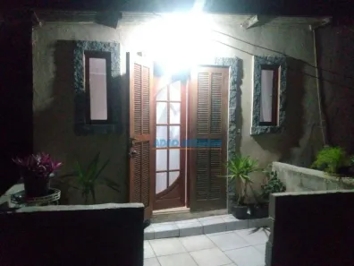 Casa com 3 Quartos à venda, 66m² no São Pedro, Teresópolis