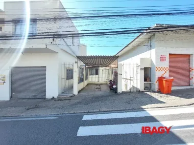 Casa com 3 Quartos para alugar, 80m² no Capoeiras, Florianópolis