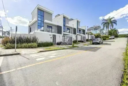 Sobrado com 3 Quartos à venda, 147m² no Santo Inácio, Curitiba