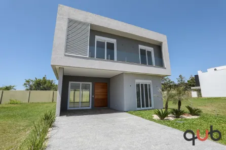 Sobrado com 4 Quartos à venda, 170m² no XANGRI-LÁ, Xangri-lá