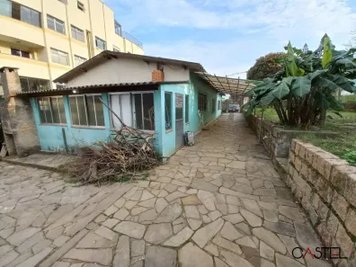 Casa com 4 Quartos à venda, 400m² no Cristal, Porto Alegre