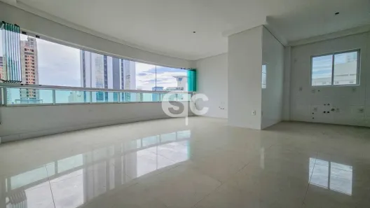 Apartamento com 3 Quartos à venda, 130m² no Centro, Balneário Camboriú