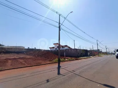 à venda, 300m² no Jardim São Francisco, Piracicaba