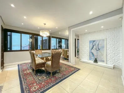 Apartamento com 3 Quartos à venda, 133m² no Medianeira, Porto Alegre