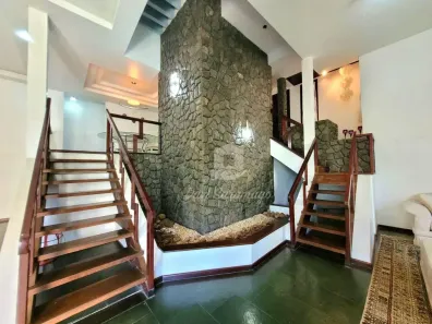 Casa com 6 Quartos à venda, 608m² no São Francisco, Niterói
