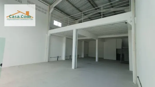 Ponto Comercial para alugar, 300m² no Castelândia, Serra