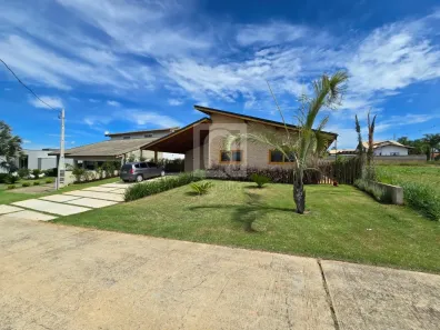 Casa de Condomínio com 3 Quartos à venda, 174m² no VILLAGE DA SERRA, Araçoiaba da Serra