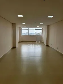Sala Comercial para alugar, 45m² no Centro, Anápolis