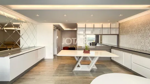 Apartamento com 3 Quartos à venda, 114m² no Portão, Curitiba