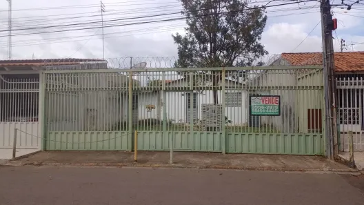 Casa com 1 Quarto à venda, 200m² no Setor Central, Brasília