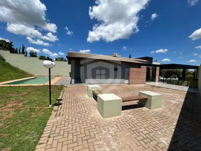 Casa de Condomínio com 3 Quartos à venda, 240m² no Residencial Primavera, Piratininga