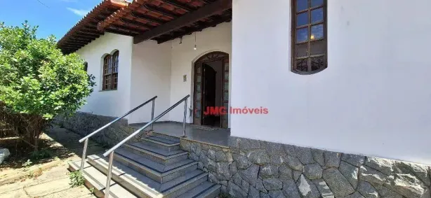 Casa com 4 Quartos à venda, 250m² no Santa Rosa, Belo Horizonte