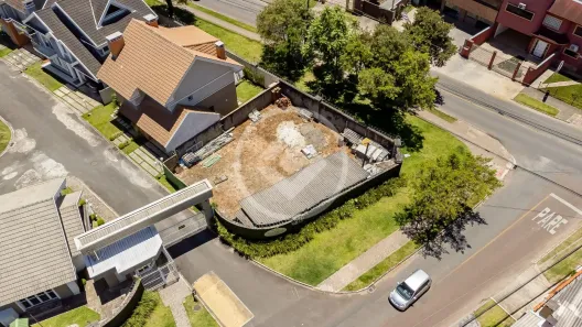 Lote/Terreno à venda, 251m² no Butiatuvinha, Curitiba