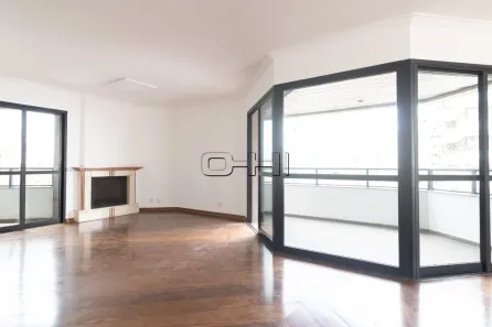 Apartamento com 4 Quartos à venda, 210m² no Vila Uberabinha, São Paulo
