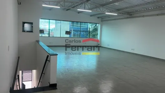 Prédio Comercial para alugar, 200m² no Vila Nilo, São Paulo