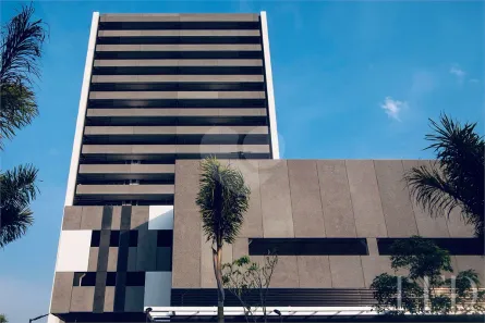 Sala Comercial para alugar, 555m² no Parque Industrial Tomas Edson, São Paulo