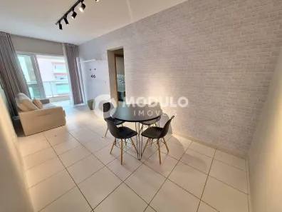 Apartamento com 2 Quartos para alugar, 60m² no Centro, Uberlândia