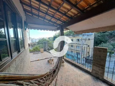 Casa com 4 Quartos à venda, 675m² no Pe Pequeno, Niterói
