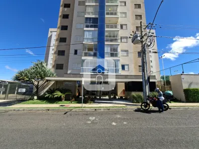 Apartamento com 3 Quartos para alugar, 88m² no Santa Mônica, Uberlândia