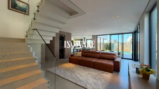 Casa de Condomínio com 5 Quartos para alugar, 360m² no Granja Marileusa, Uberlândia