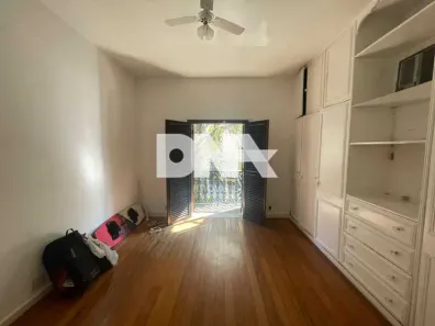 Casa com 4 Quartos à venda, 263m² no Lagoa, Rio de Janeiro