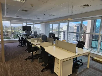 Sala Comercial para alugar, 200m² no Vila Nova Conceição, São Paulo