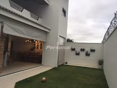 Casa com 3 Quartos para venda ou aluguel, 278m² no Castelo, Tremembé