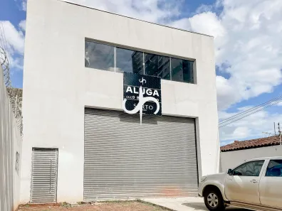 Galpão/Depósito/Armazém para alugar, 264m² no Vila Santa Isabel, Anápolis