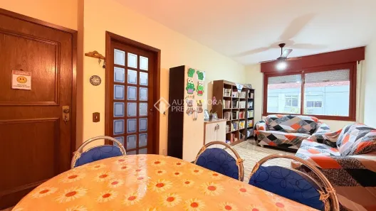 Apartamento com 3 Quartos à venda, 80m² no Vila Ipiranga, Porto Alegre