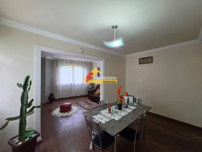 Apartamento com 3 Quartos à venda, 122m² no Centro, Divinópolis