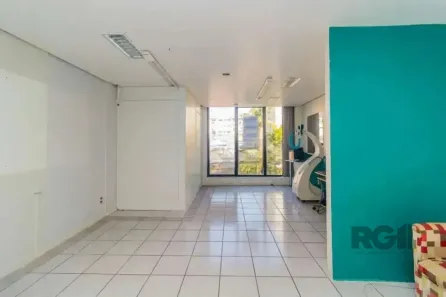 Sala Comercial para alugar, 34m² no Mont Serrat, Porto Alegre